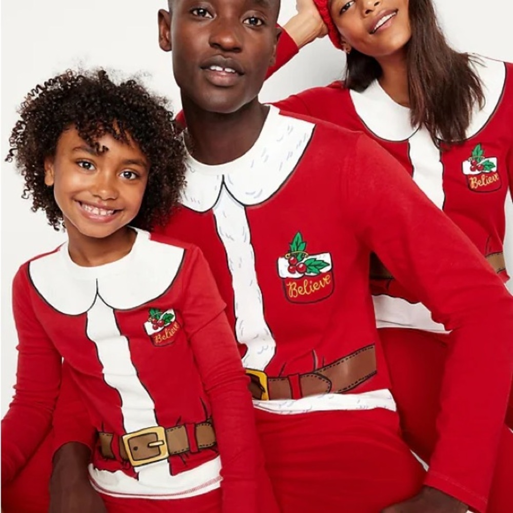 Old Navy Holiday Santa Graphic Pajama Set